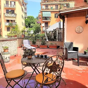 Vatican Heart Leone - Terrace Rome