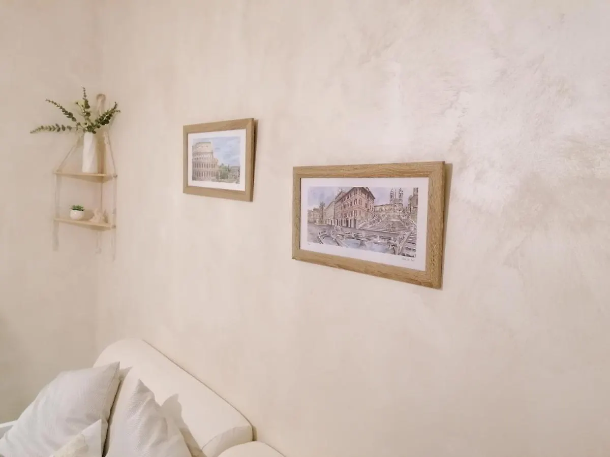 Colosseum Apartment Rome 0*,  Italy